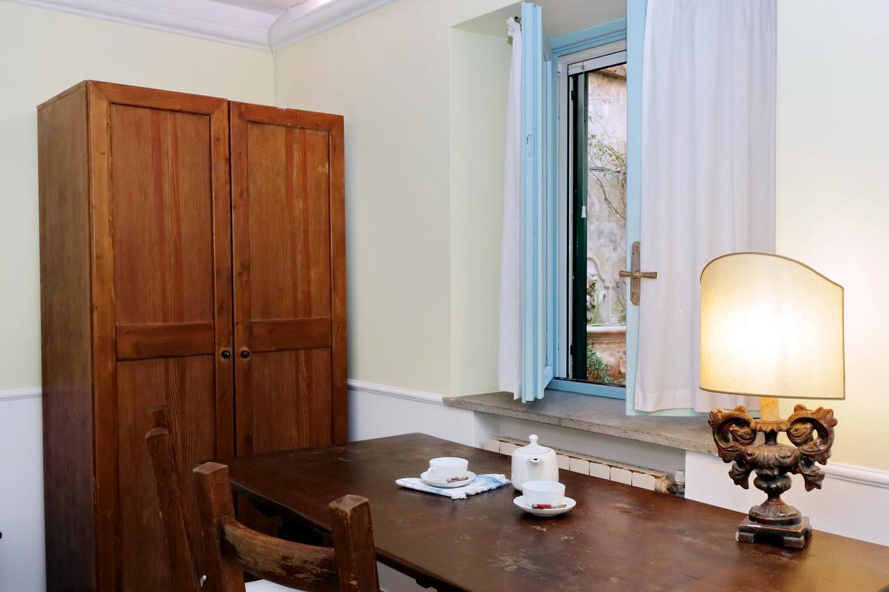 Characteristic Apartment Just Beside The Vatican Rome Exterior photo