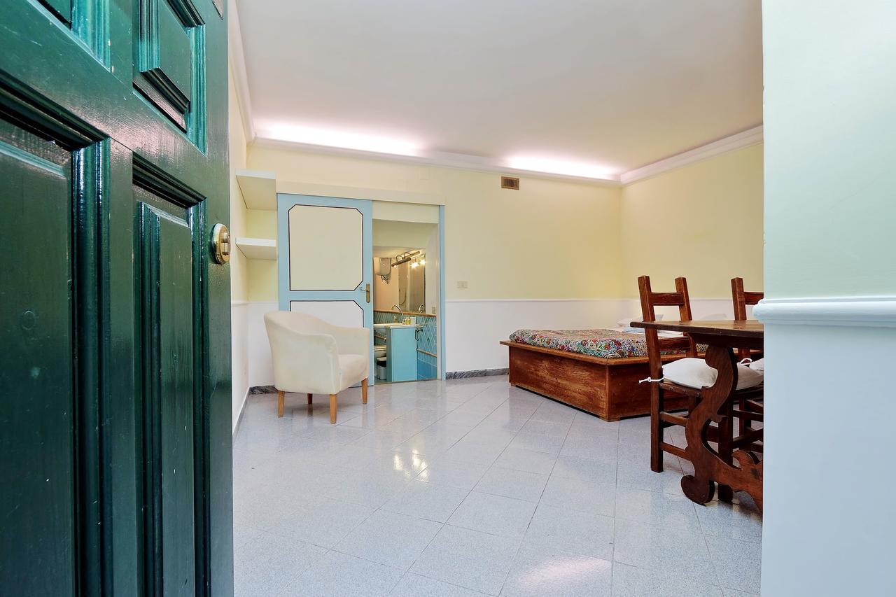 Characteristic Apartment Just Beside The Vatican Rome Exterior photo